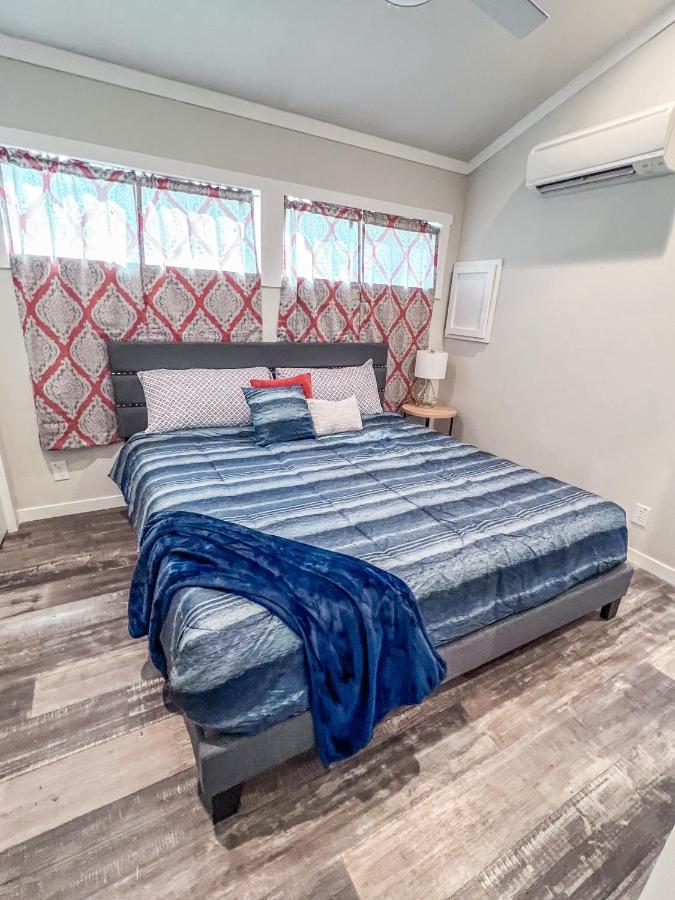 Private Tiny Home Royal Ridge Getaway Экстерьер фото