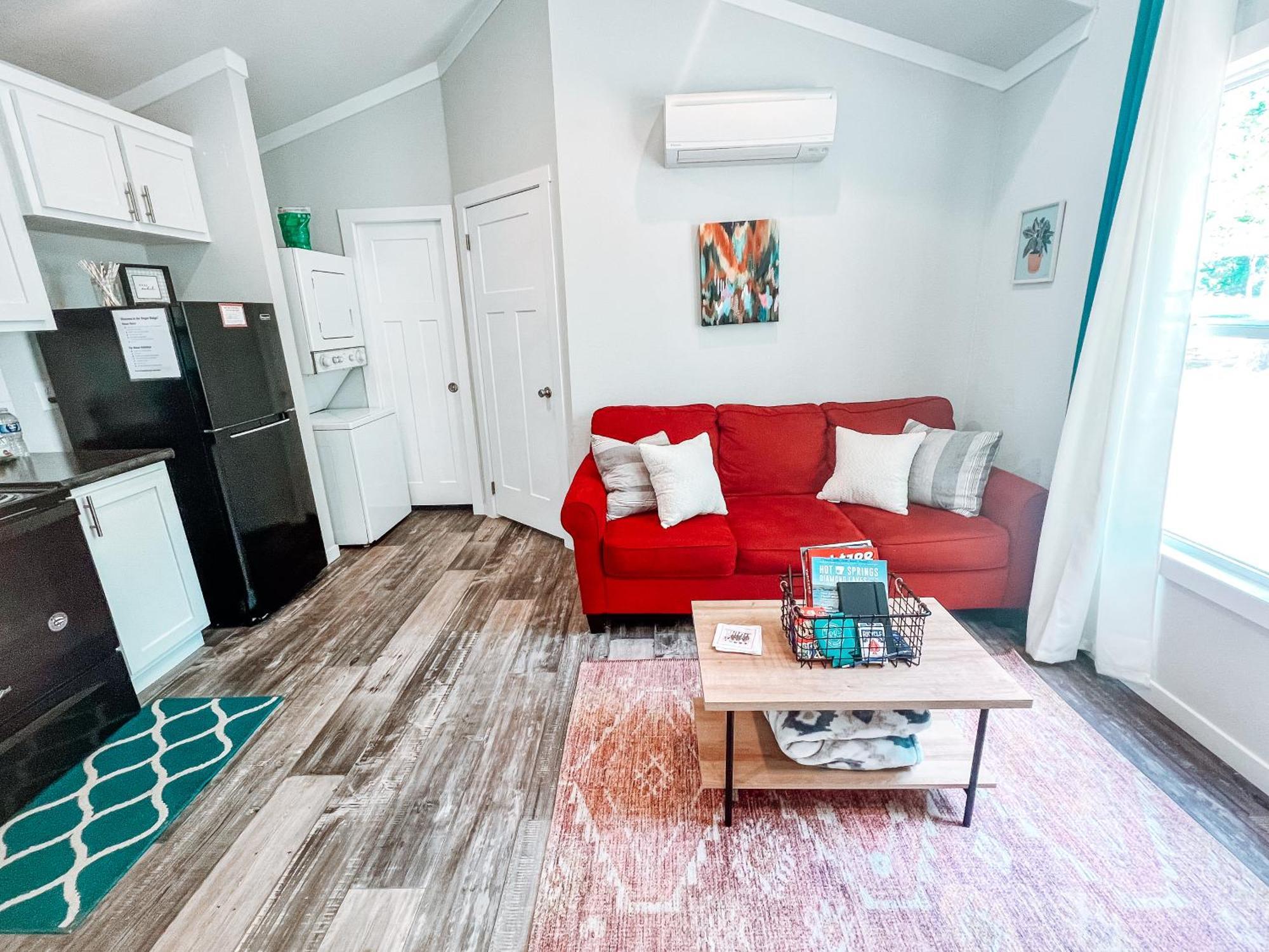 Private Tiny Home Royal Ridge Getaway Экстерьер фото