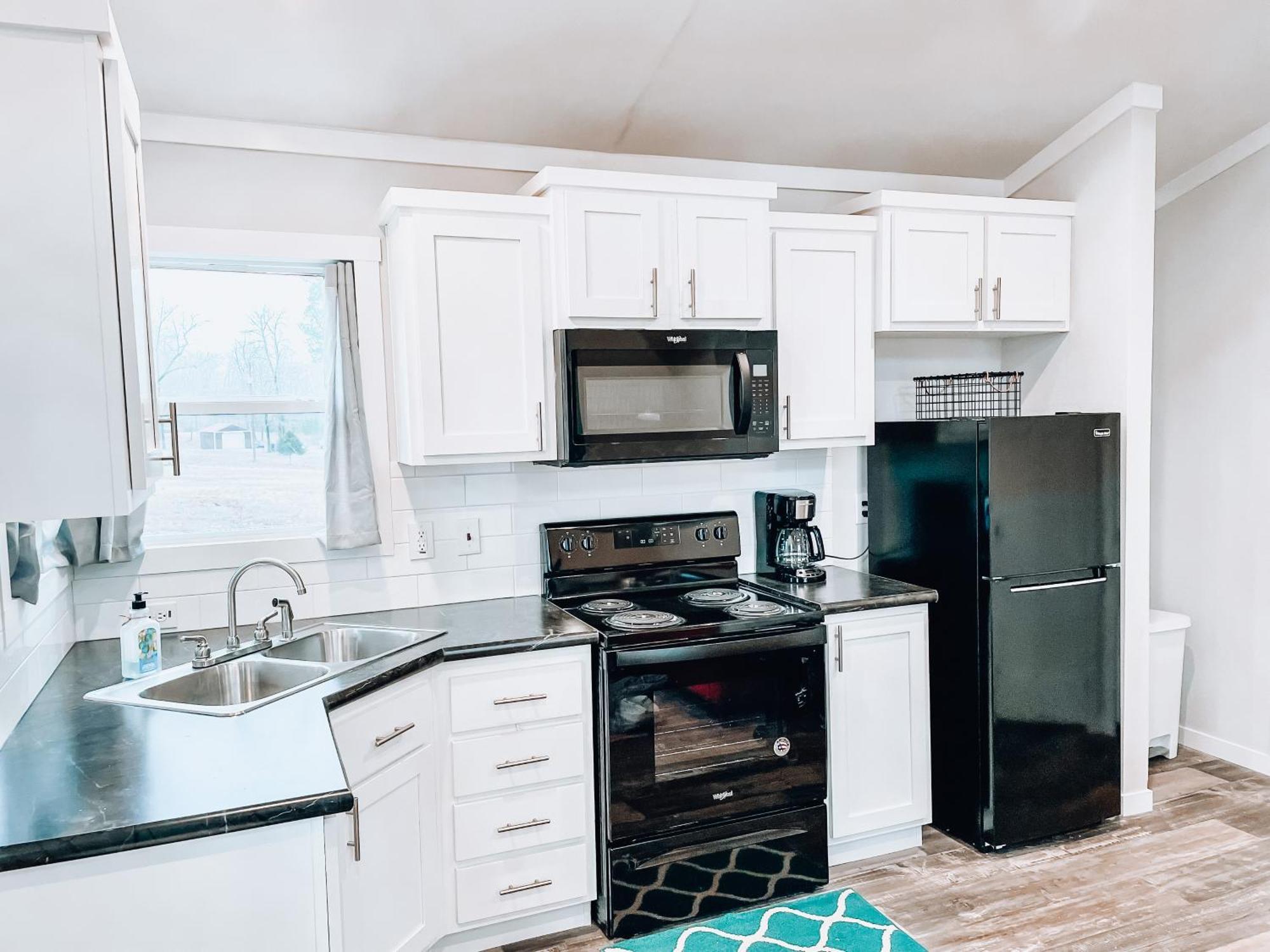 Private Tiny Home Royal Ridge Getaway Экстерьер фото
