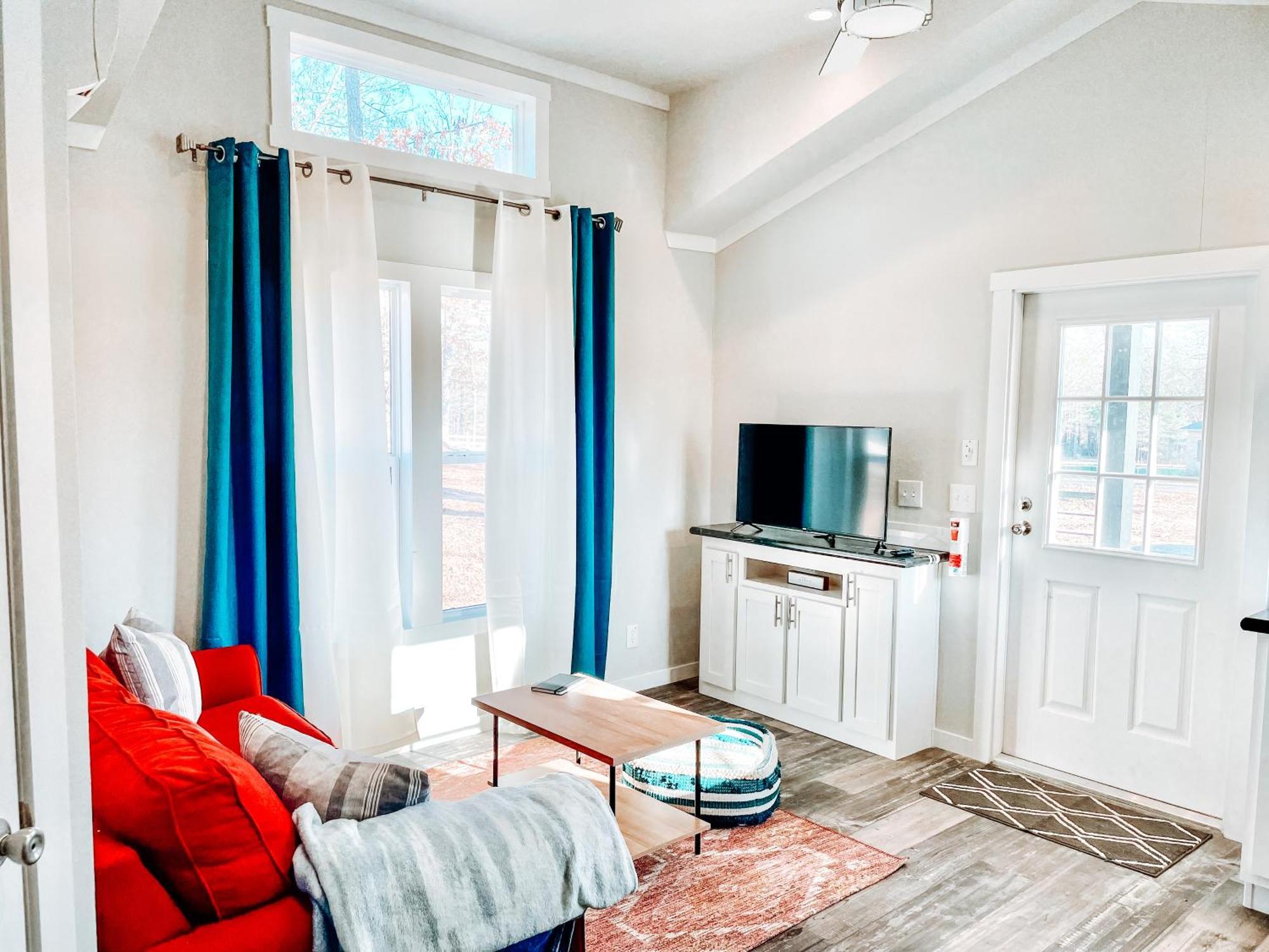 Private Tiny Home Royal Ridge Getaway Экстерьер фото